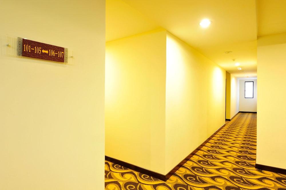 Hallmark View Hotel Malacca Exteriör bild